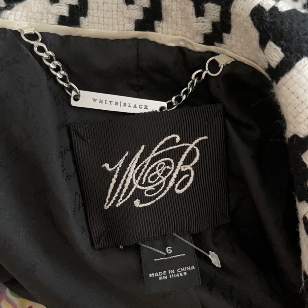 White House Black Market double breasted houndstooth cropped jacket - Picture 6 of 16